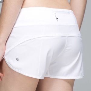 Lululemon white speed short size 6 great condition